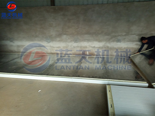 四川辣椒烘干機(jī)安裝現(xiàn)場(chǎng)